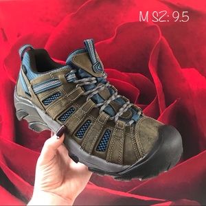 🆕Keen Voyageur Low Top Hiking Shoes